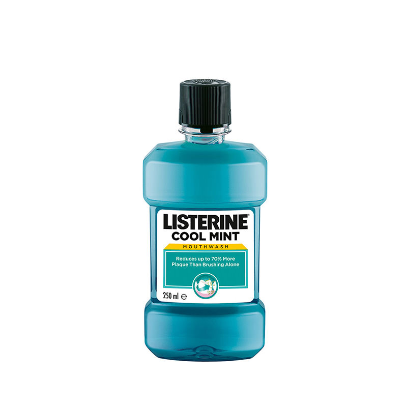 Listerine  Cool Mint tečnost za ispiranje usta 250ml